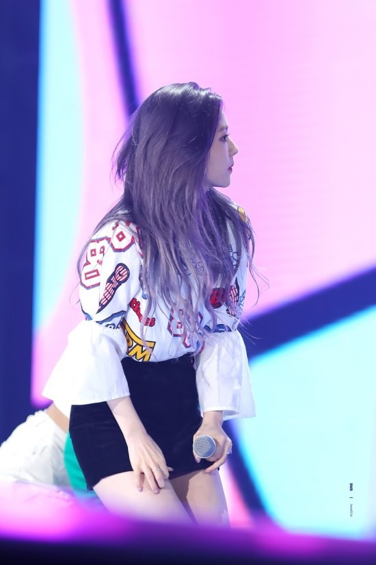 1년전 보라색 머리 아이린.jpgif | 인스티즈