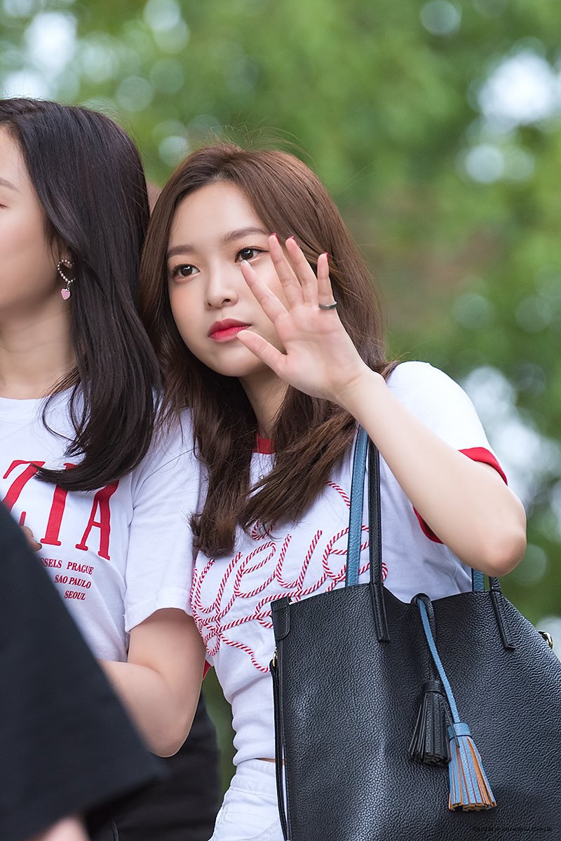 에이프릴의 예람쥐 예나.jpg | 인스티즈