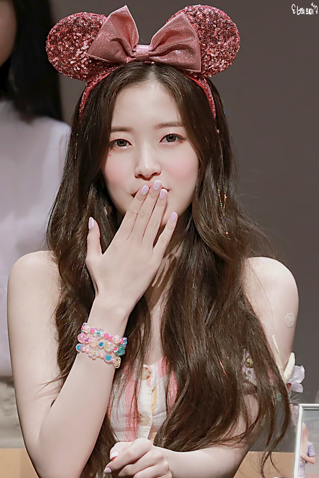 최예원 a.k.a 오마이걸 아린.jpgif | 인스티즈