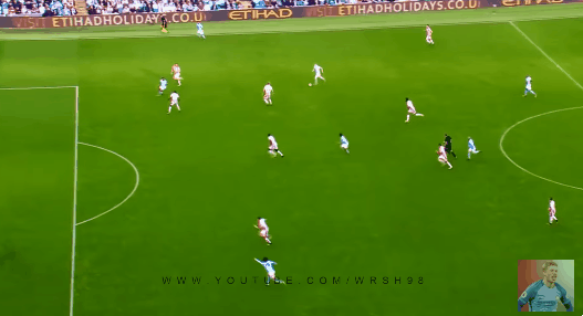 데 브라이너 전매특허 크로스.gif | 인스티즈