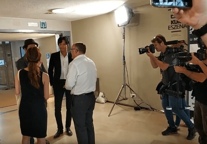 오늘자 강동원ㄷㄷㄷ | 인스티즈