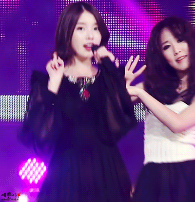아이유 옷 잘 입히는 코디.gif | 인스티즈