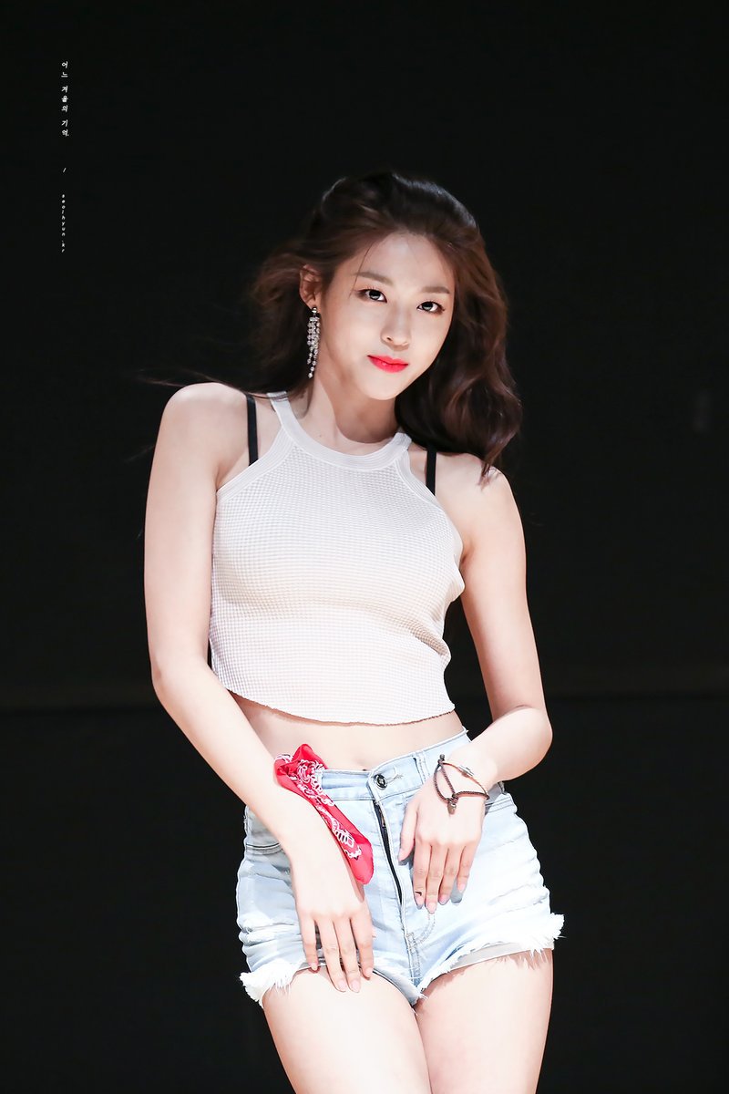 미모 는 18시즌 설현이.jpgif | 인스티즈