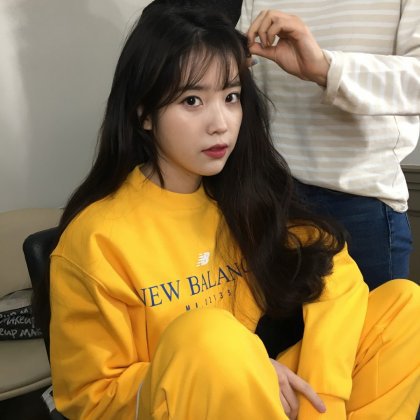 아이유 뉴발란스 광고 | 인스티즈