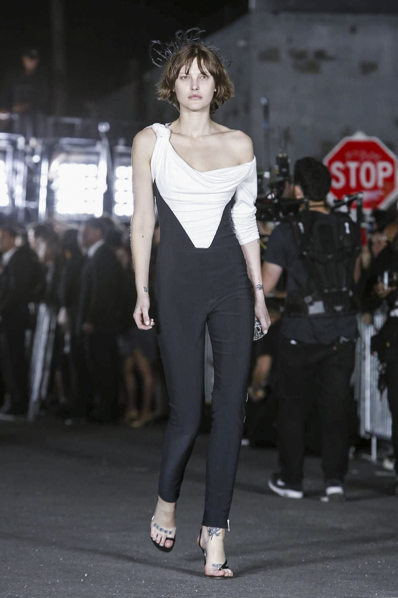 알렉산더 왕 2018 S/S 컬렉션 | 인스티즈