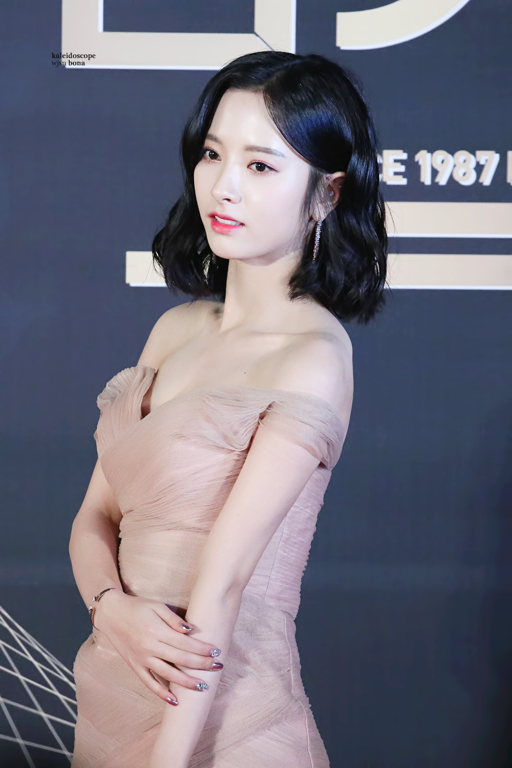 클라스있는 우주소녀 보나의 옆태.jpg | 인스티즈