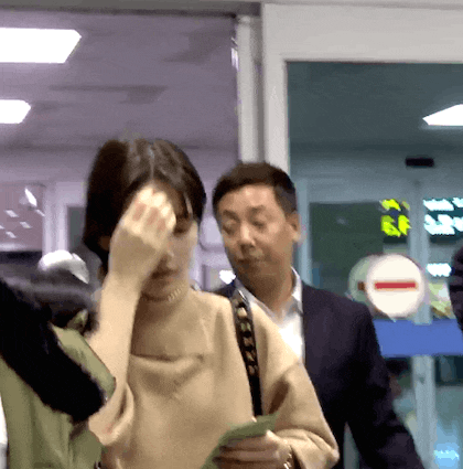 머리 대충묶는 수지ㄷㄷㄷ.jpgif | 인스티즈