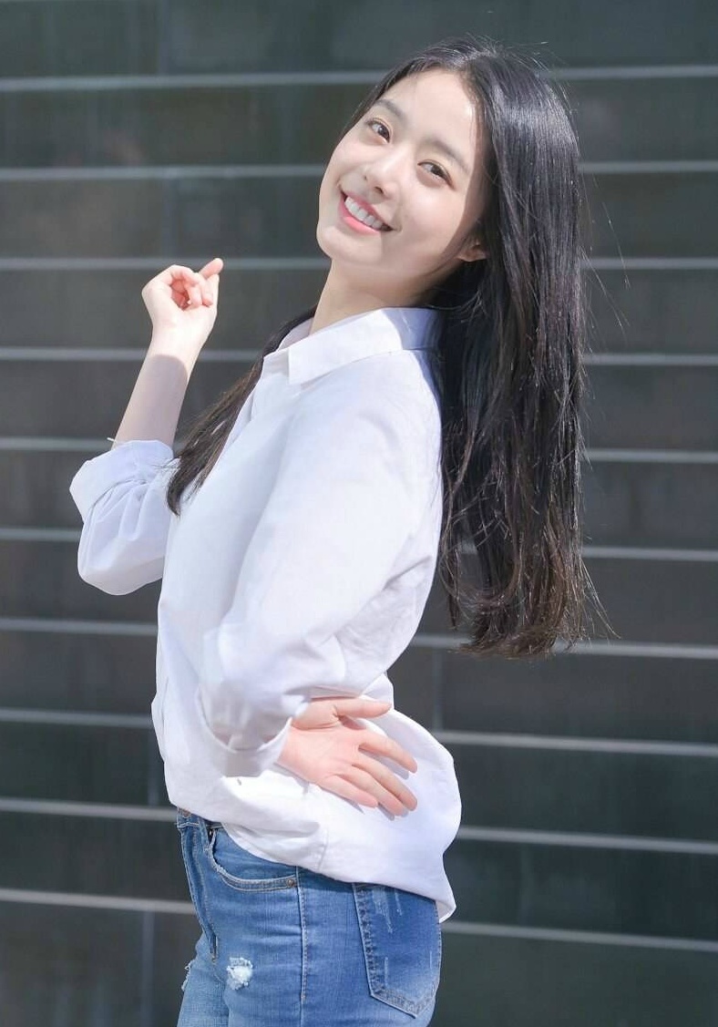 트와이스 신곡보고 생각난 청바지 핏 예쁜 여자연예인.jpg | 인스티즈