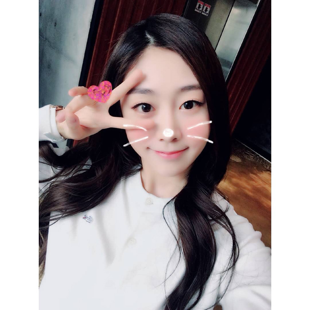 [러블리즈] 기타 레슨을 받고 집에와서 지수 | 인스티즈