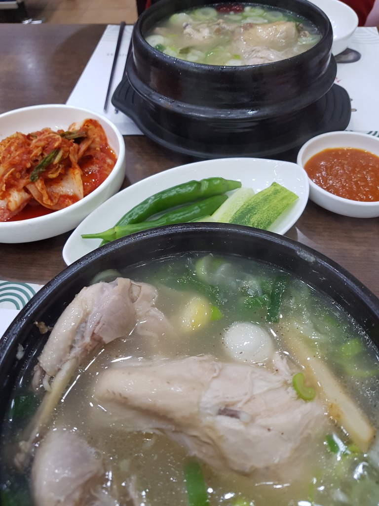 한방삼계탕 이미지